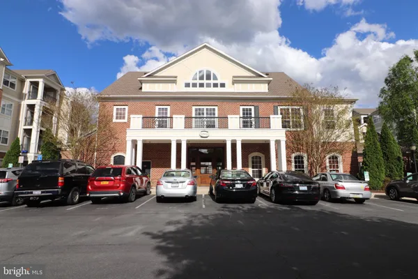 $330,000 | 12901 Centre Park Circle, Unit 420, Herndon, VA 20171