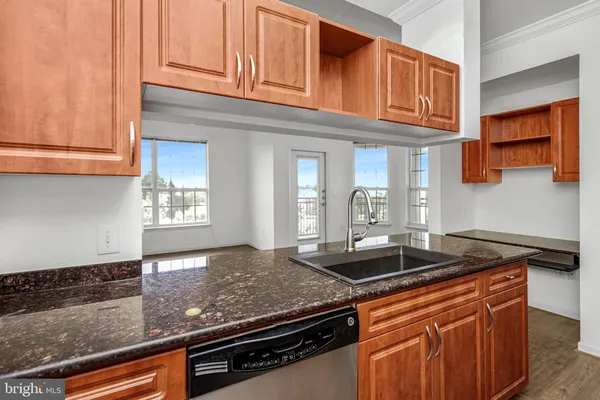 $330,000 | 12901 Centre Park Circle, Unit 420, Herndon, VA 20171