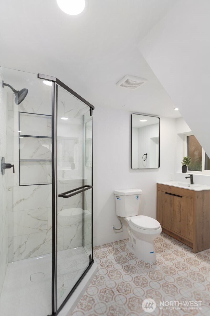 512 Northwest 44th Street Seattle, WA 98107 - Photo 25 of 34
