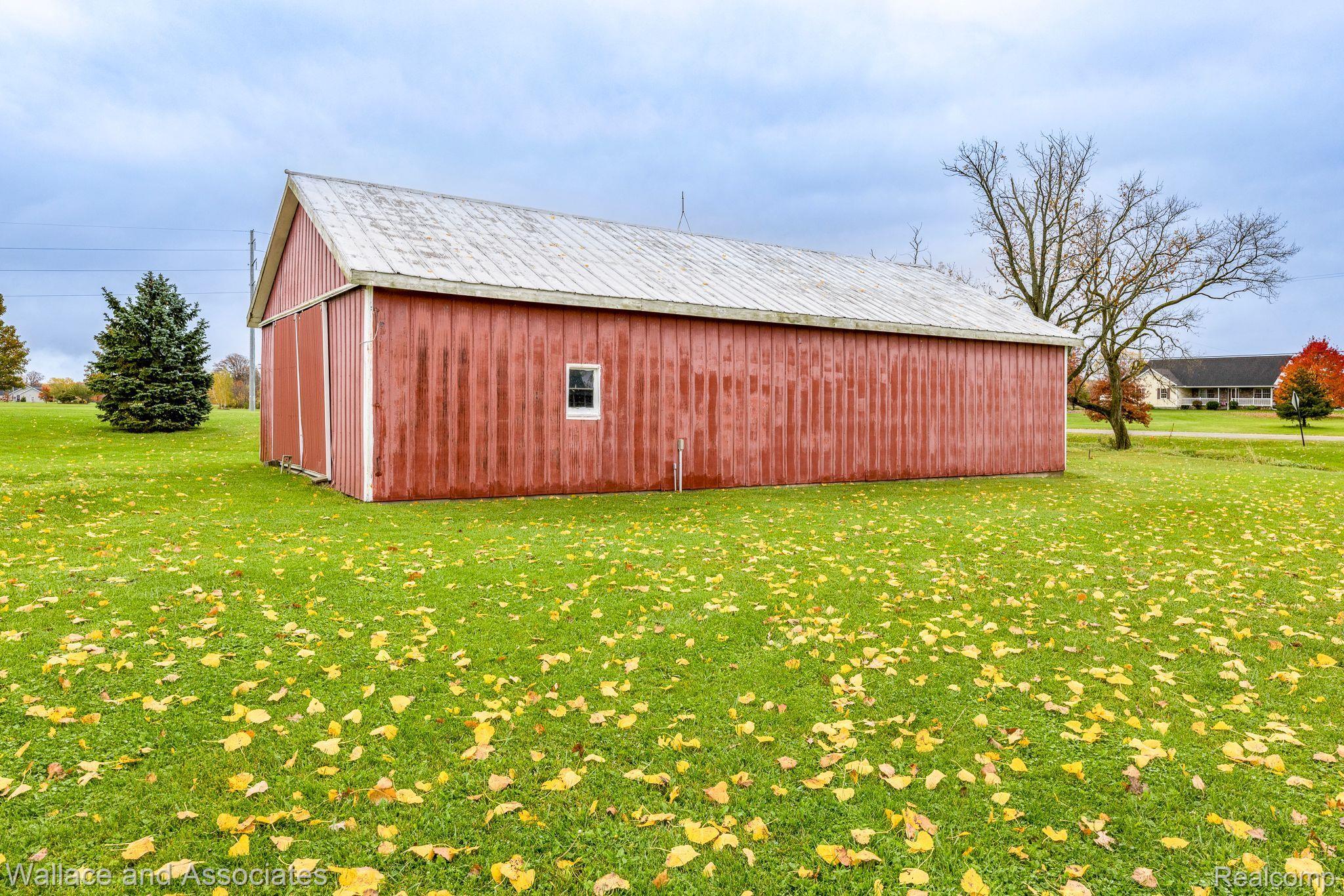 5070 Walker Road North Street, MI 48049 - Photo 46 of 71 2nd garage
