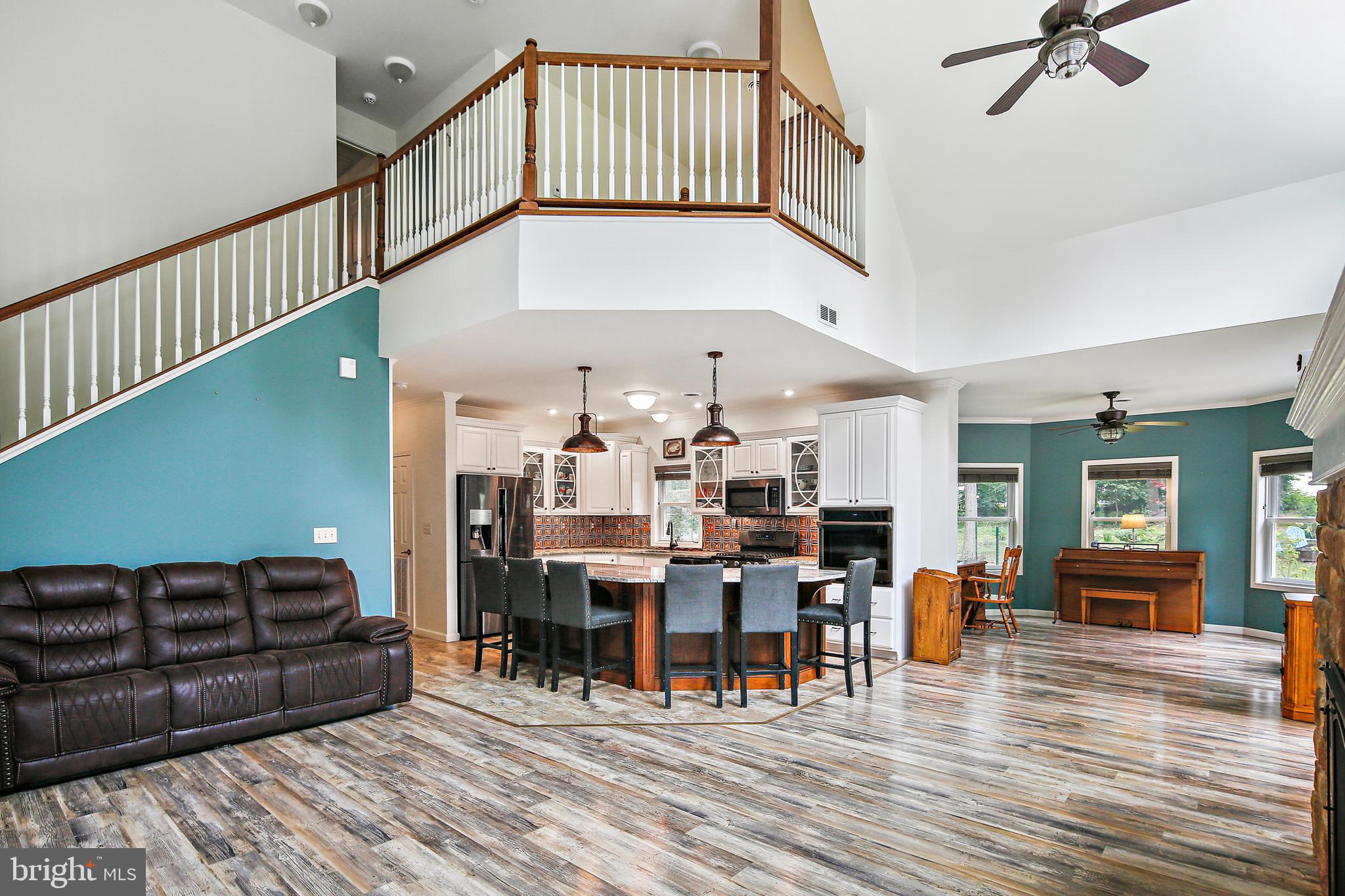 750 Barts Church Road Hanover, PA 17331 - Photo 4 of 56 Gorgeous Entry