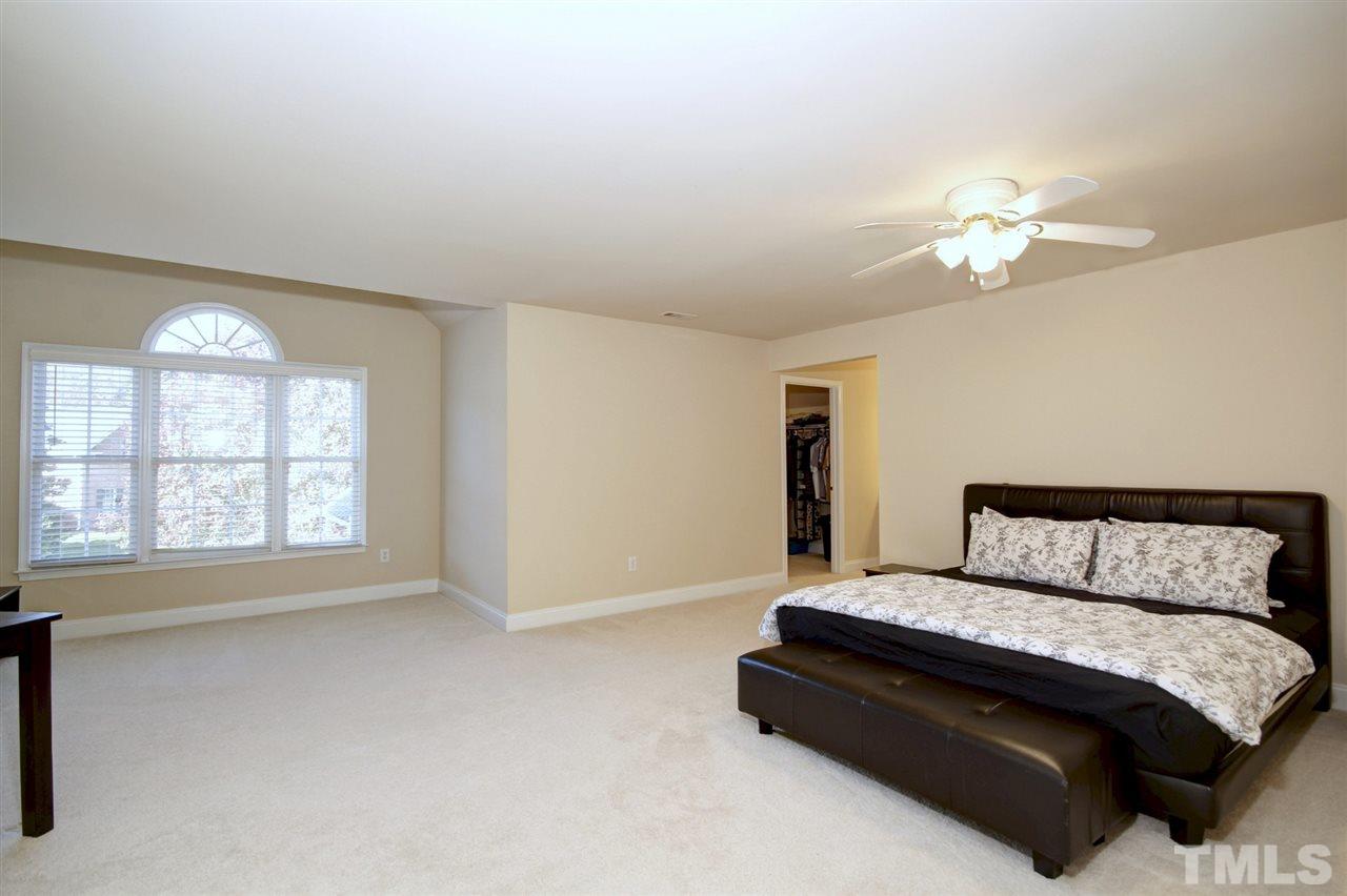 9313 Naples Court Raleigh, NC 27617 - Photo 13 of 28 Gallery Image 13
