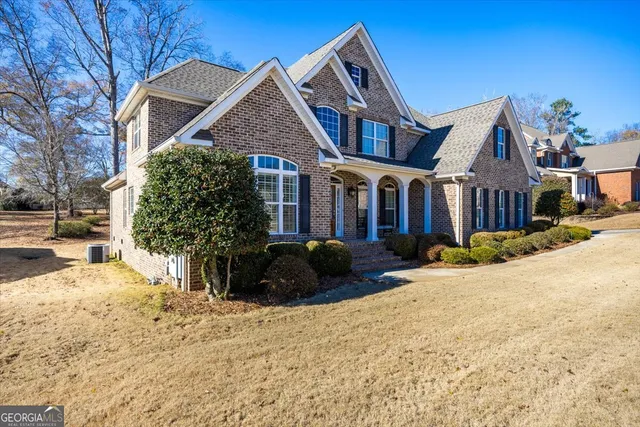 $585,000 | 210 Oakleaf Drive, Macon, GA 31210