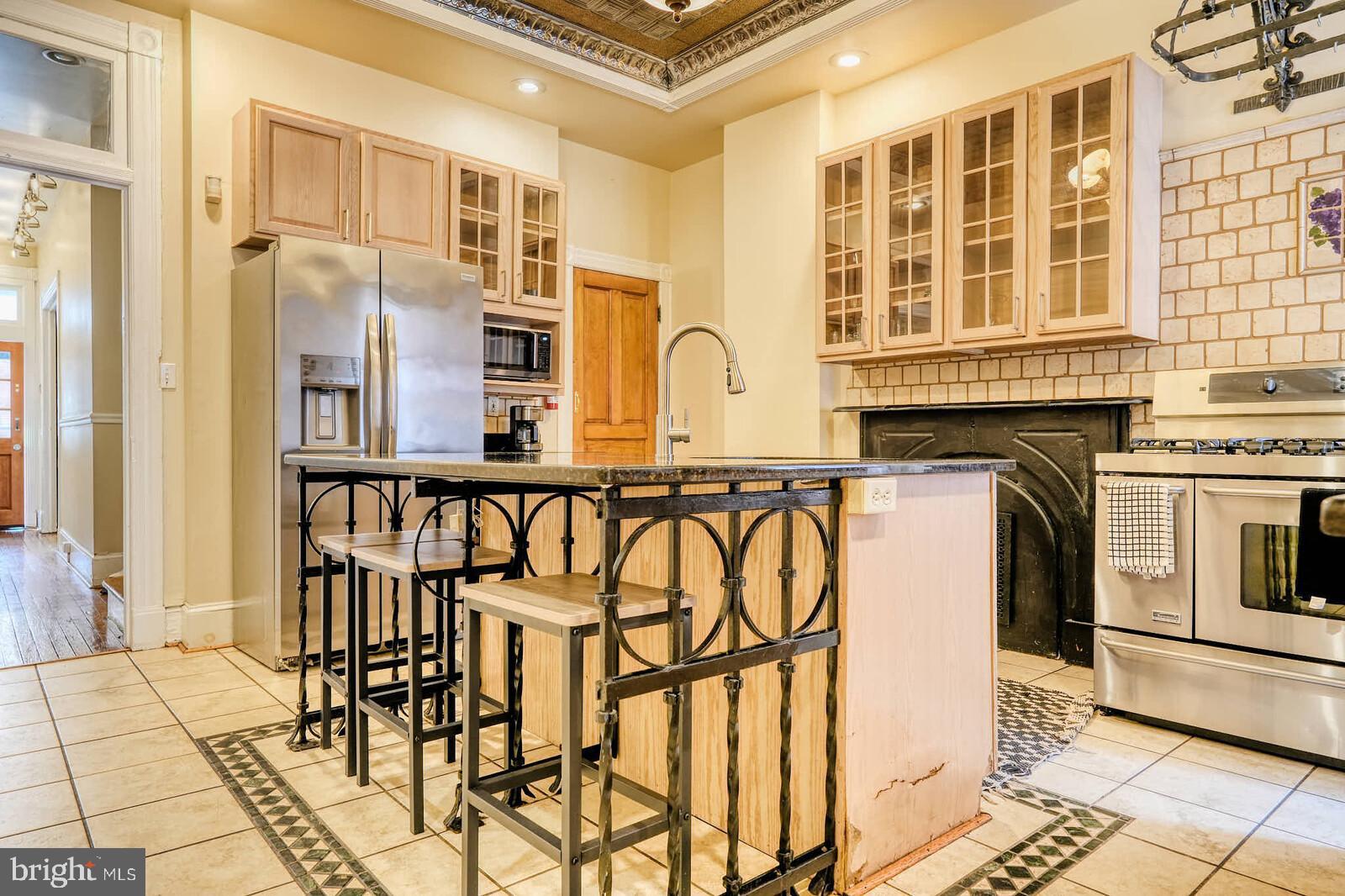 1402 Light Street Baltimore, MD 21230 - Photo 13 of 60 Kitchen - Main Level