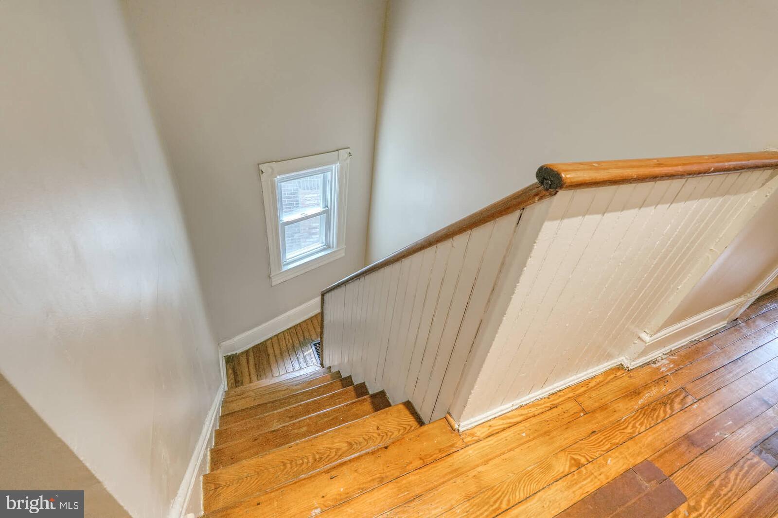 1402 Light Street Baltimore, MD 21230 - Photo 44 of 60 Staircase to Main Level