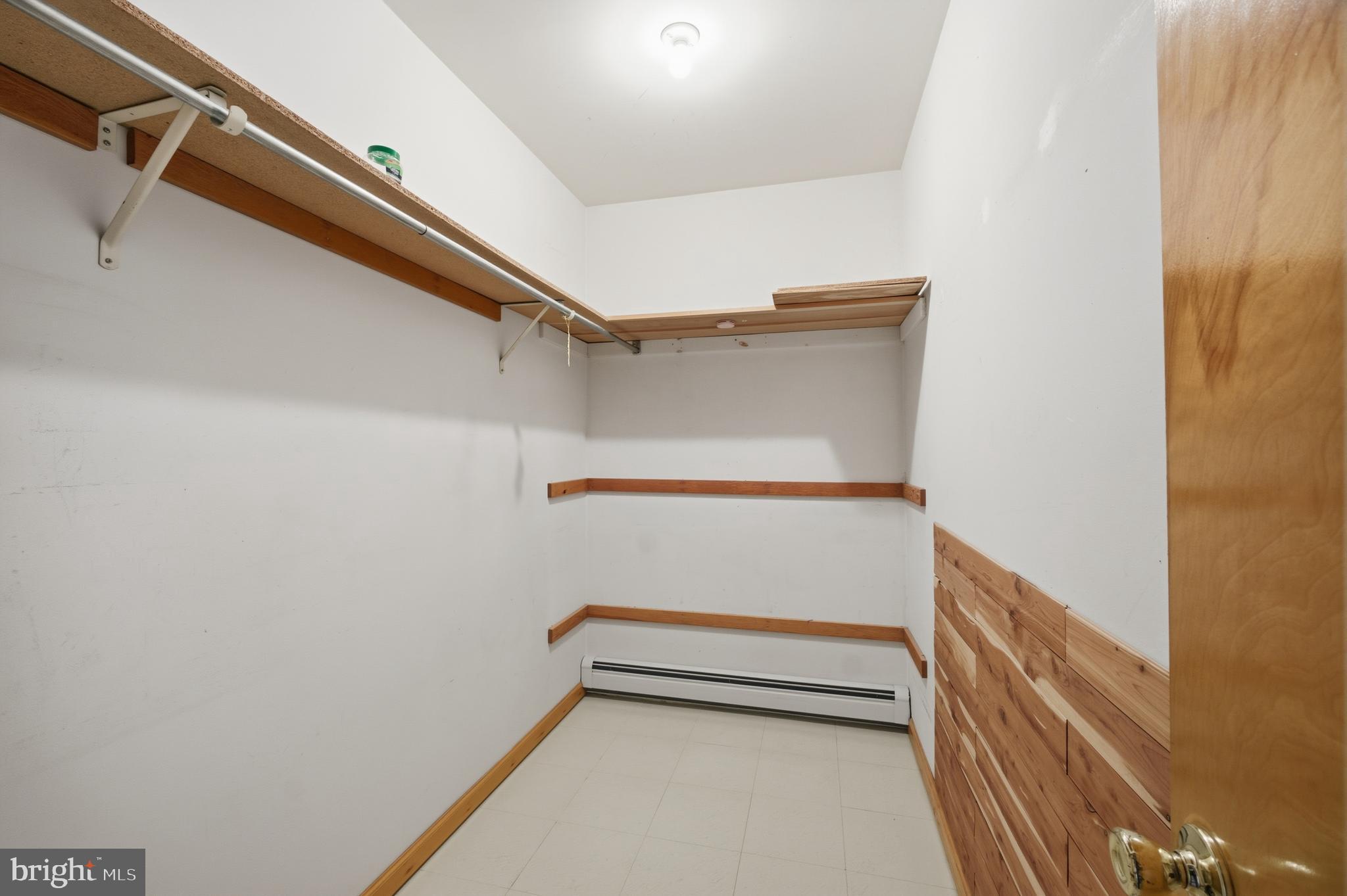 708 Hoffnagle Street Philadelphia, PA 19111 - Photo 30 of 58