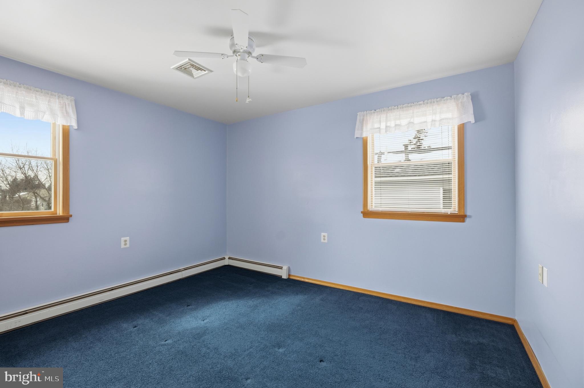 708 Hoffnagle Street Philadelphia, PA 19111 - Photo 31 of 58