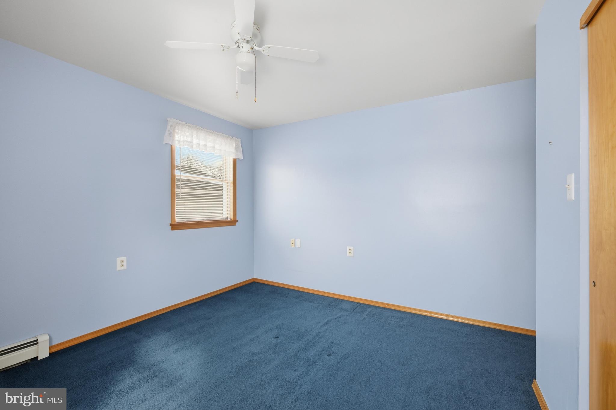 708 Hoffnagle Street Philadelphia, PA 19111 - Photo 33 of 58