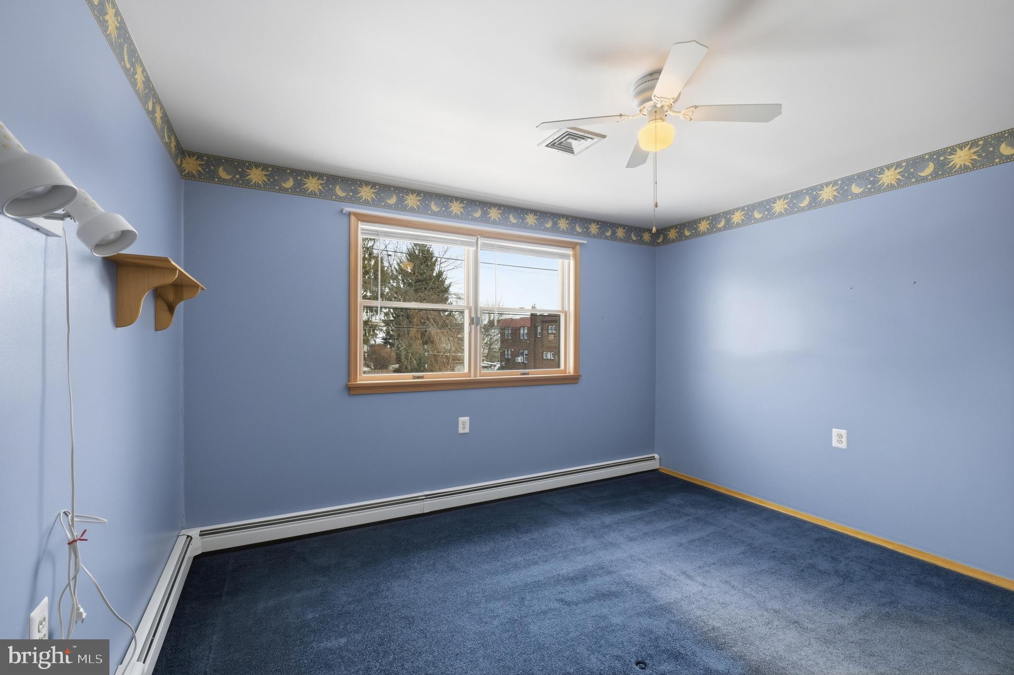 708 Hoffnagle Street Philadelphia, PA 19111 - Photo 37 of 58