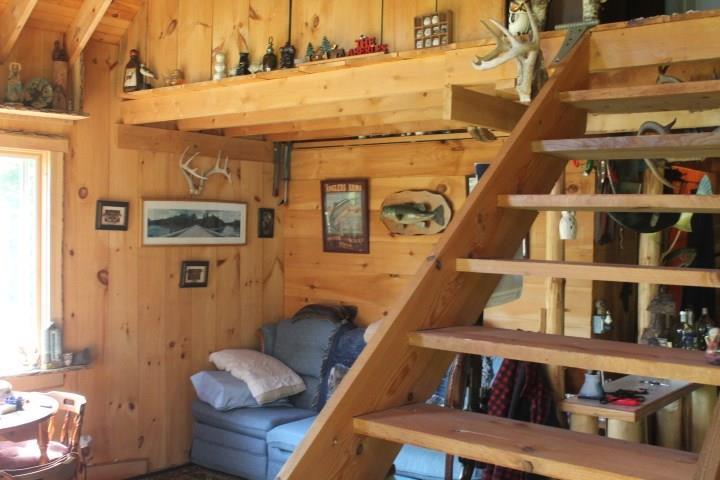 45 Back Street Newry, ME 04261 - Photo 11 of 13 Sitting area