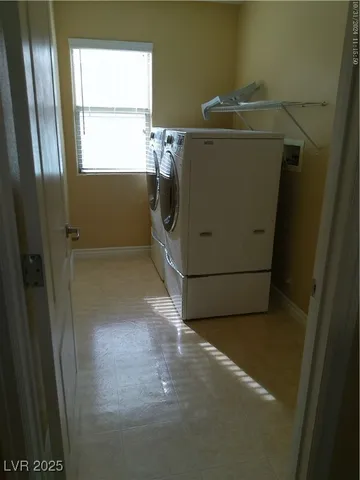 $2,200 | 7330 Perkins Hill Street, Las Vegas, NV 89166