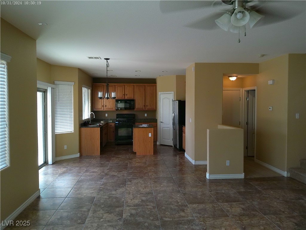 7330 Perkins Hill Street Las Vegas, NV 89166 - Photo 8 of 31