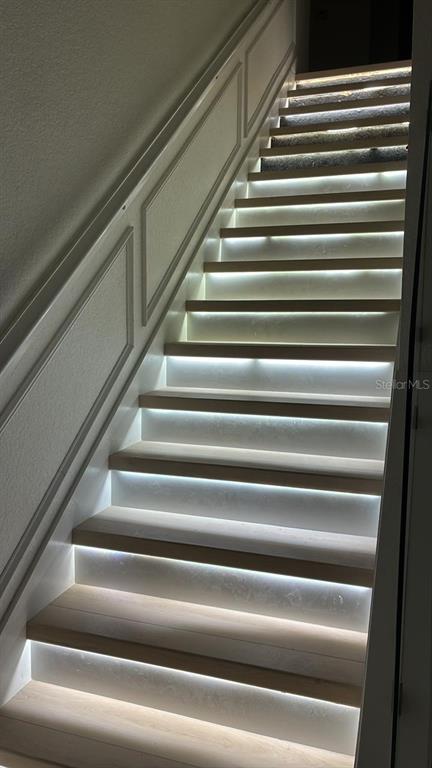 13225 Charfield Street Windermere, FL 34786 - Photo 7 of 40 a view of entryway