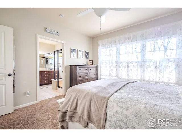 a view of an empty room with shelves