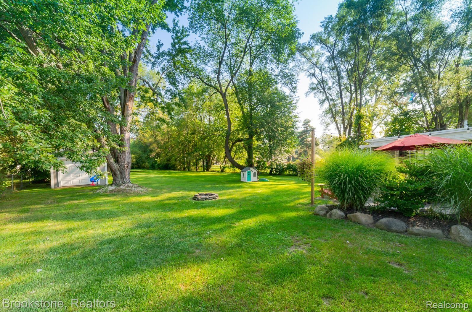 1126 Grace Avenue Rochester, MI 48309 - Photo 24 of 26 1126 Grace Ave-25.jpg