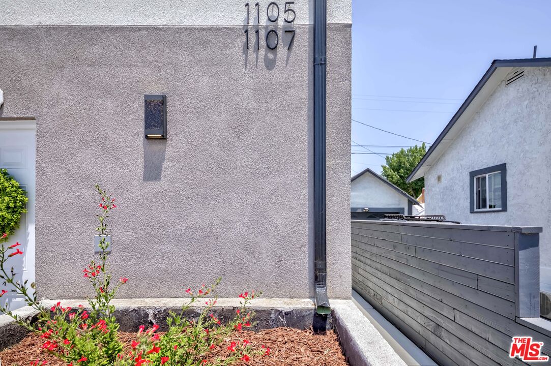 1105 East 103rd Place Los Angeles, CA 90002 - Photo 30 of 56