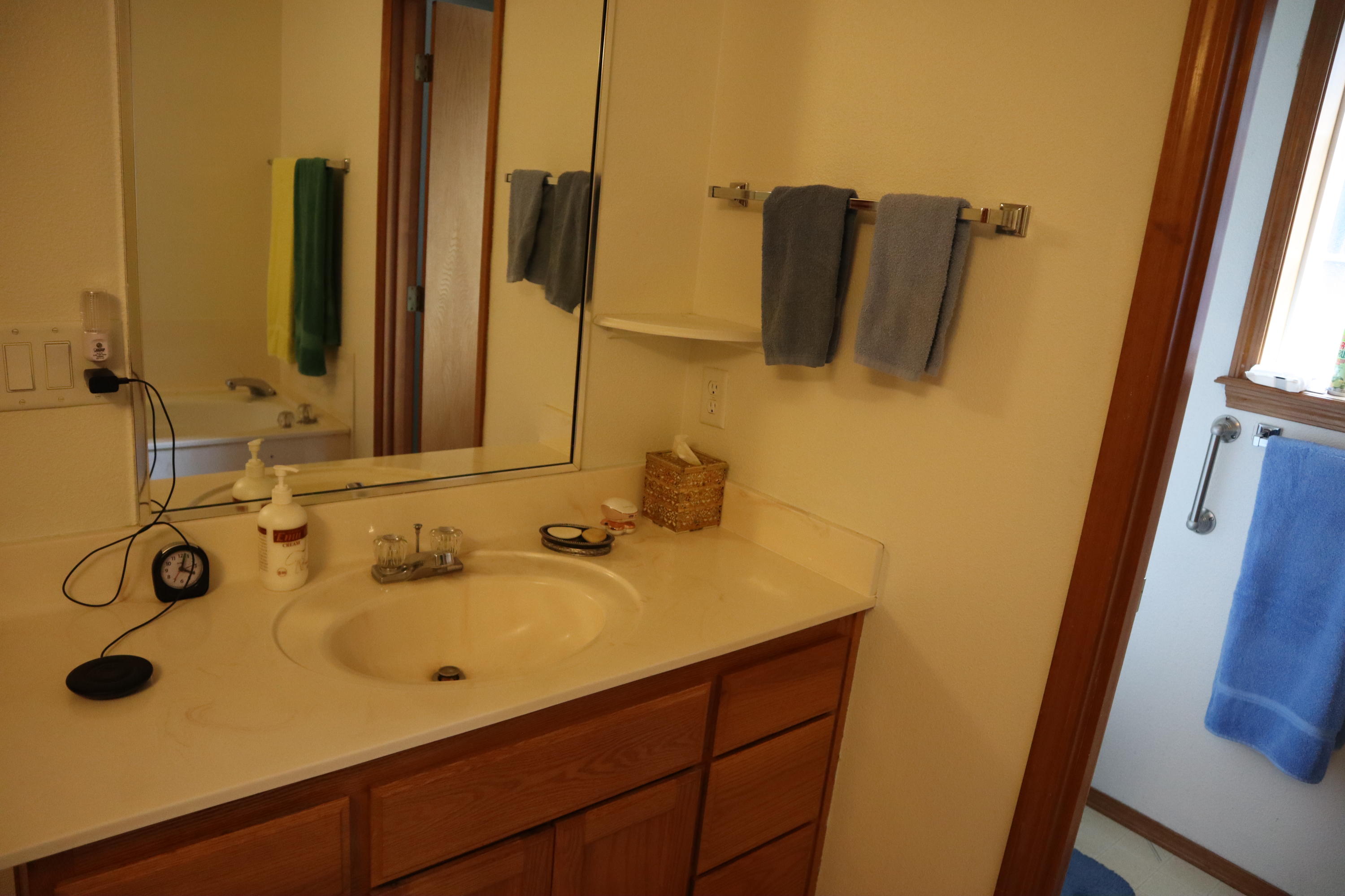 825 Amanda Way Central Point, OR 97502 - Photo 21 of 29 IMG_0041