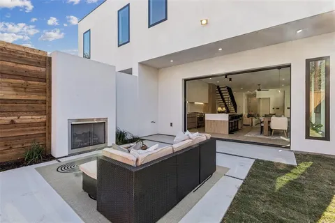 $1,099,000 | 5635 Matalee Avenue, Dallas, TX 75206