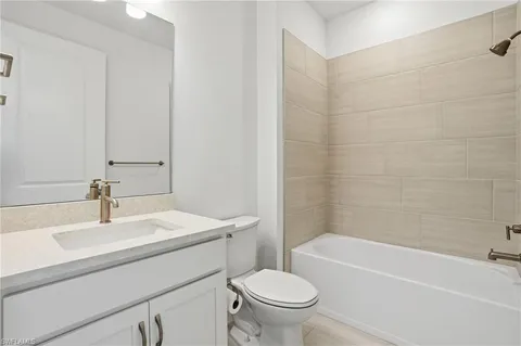$675,000 | 1954 Fresno Avenue, Naples, FL 34120