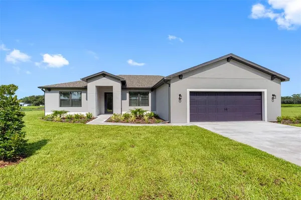 $584,900 | 13501 Walden Sheffield Road, Dover, FL 33527