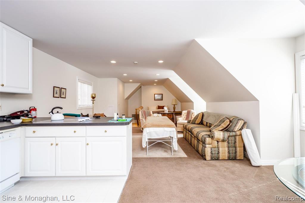 1020 Lake Shore Road Grosse Pointe Shores, MI 48236 - Photo 67 of 94