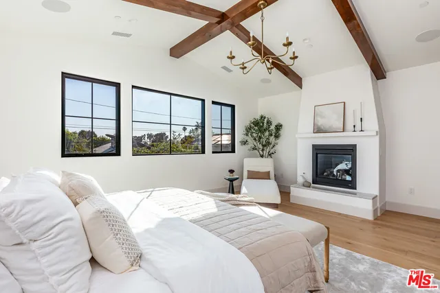 $4,895,000 | 3745 May Street, Los Angeles, CA 90066