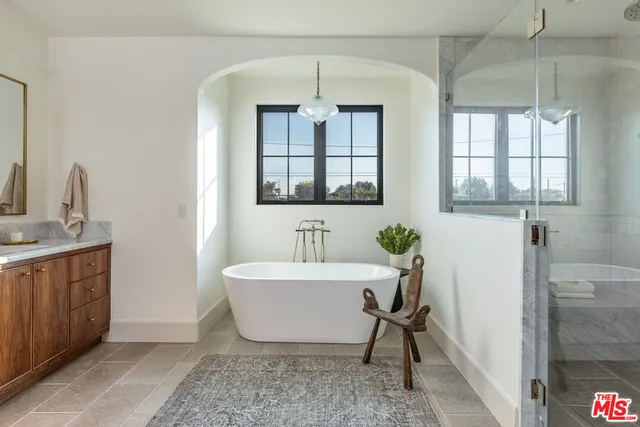 $4,895,000 | 3745 May Street, Los Angeles, CA 90066