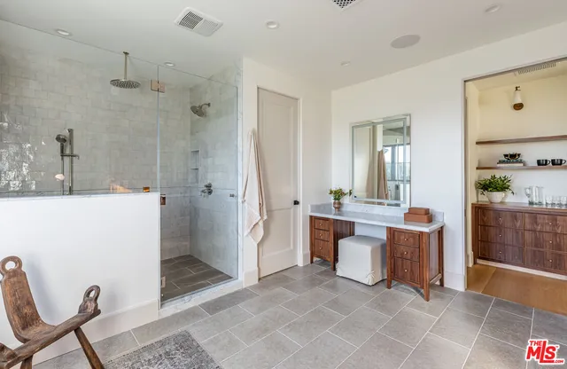 $4,895,000 | 3745 May Street, Los Angeles, CA 90066