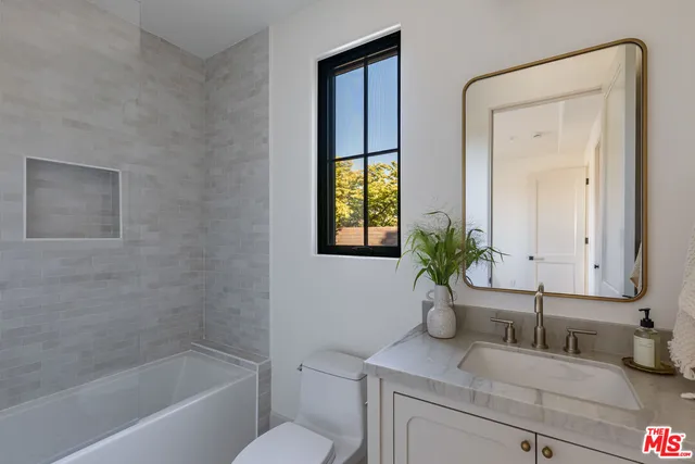 $4,895,000 | 3745 May Street, Los Angeles, CA 90066