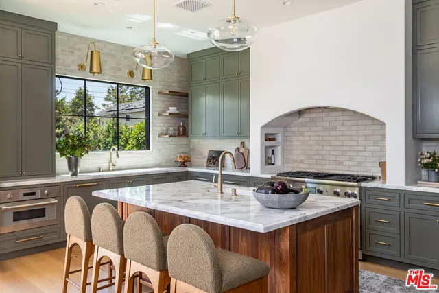 $4,895,000 | 3745 May Street, Los Angeles, CA 90066