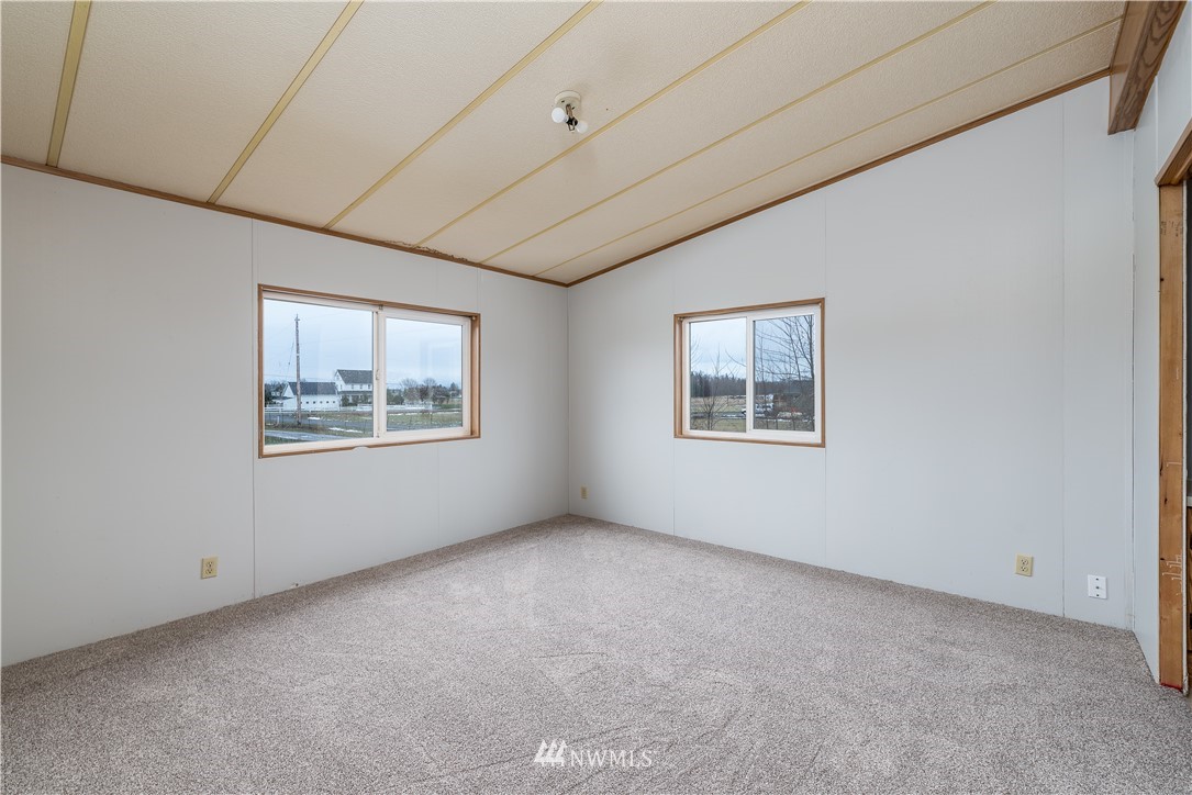 5911 Elder Road Ferndale, WA 98248 - Photo 23 of 35