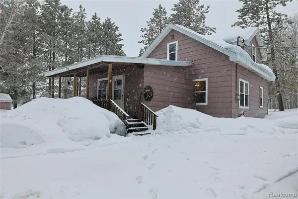 $129,000 | 4788 Benson Road, Trenary, MI 49891