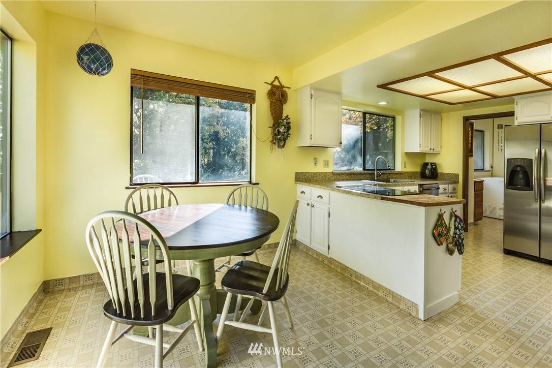 7027 Munson Road Southwest Olympia, WA 98512 - Photo 11 of 25 Gallery Image 11