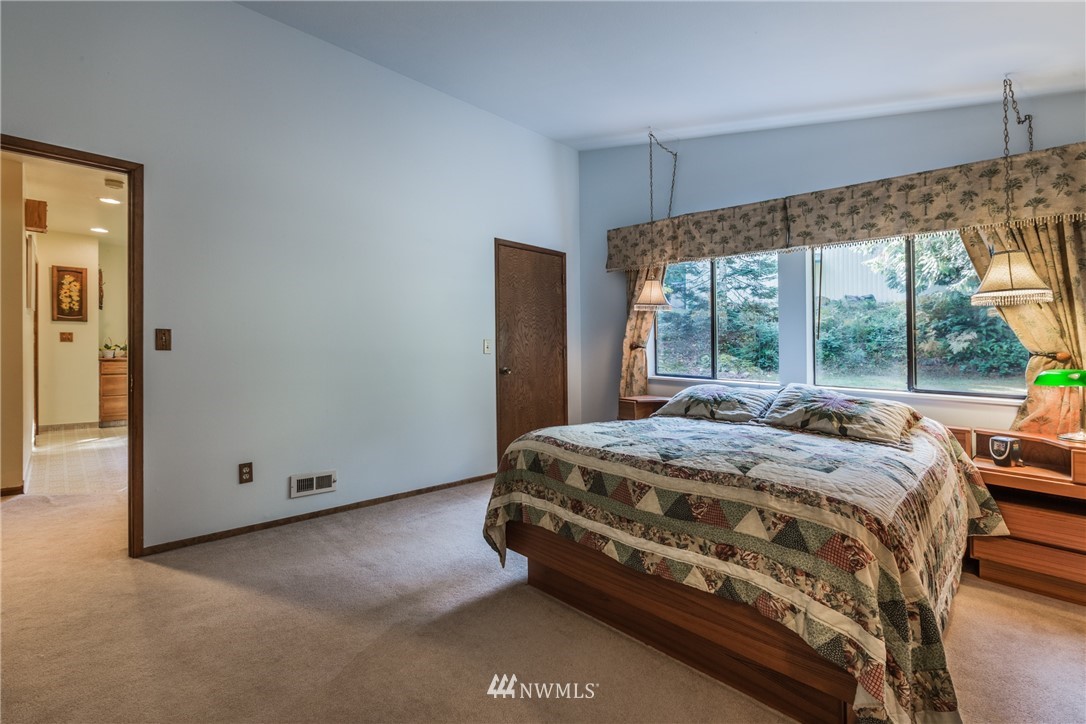 7027 Munson Road Southwest Olympia, WA 98512 - Photo 15 of 25 Gallery Image 15