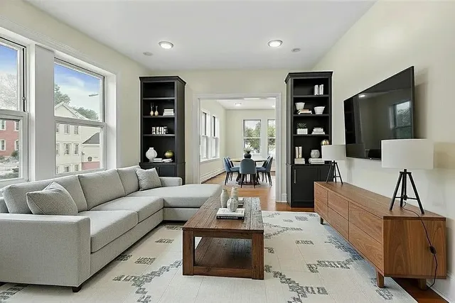 $2,350 | 2321 John F. Kennedy Boulevard, Unit 2, Jersey City, NJ 07304