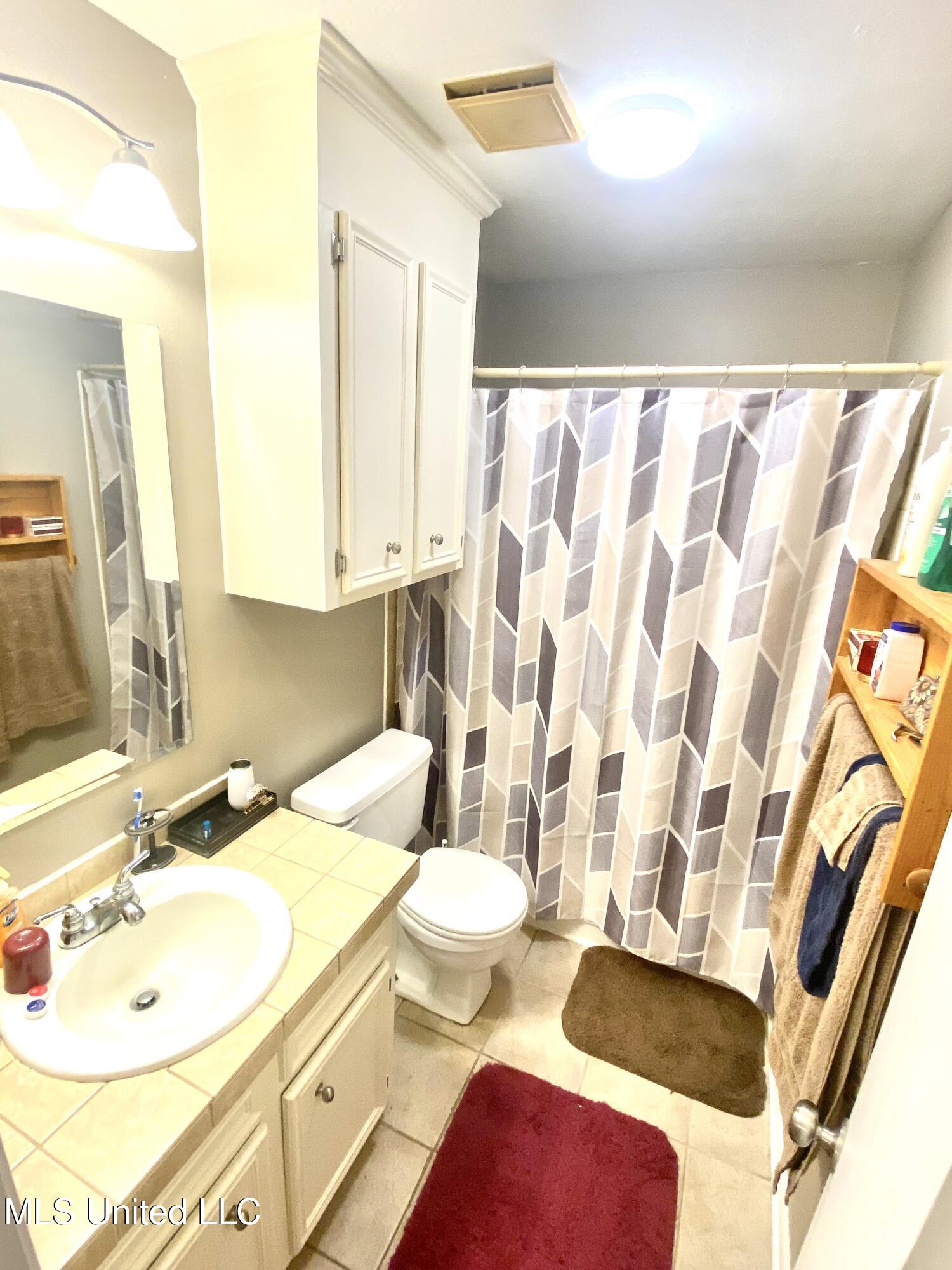 111 Sara Drive Brandon, MS 39042 - Photo 9 of 15 IMG_3043