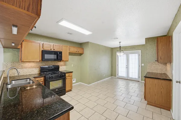 $2,000 | 17219 Kettle Creek Drive, Spring, TX 77379