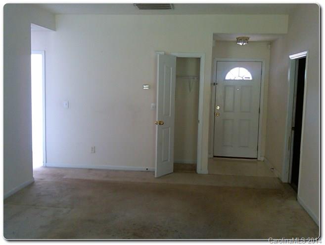 2232 Meadecroft Road Charlotte, NC 28214 - Photo 4 of 15 Gallery Image 4
