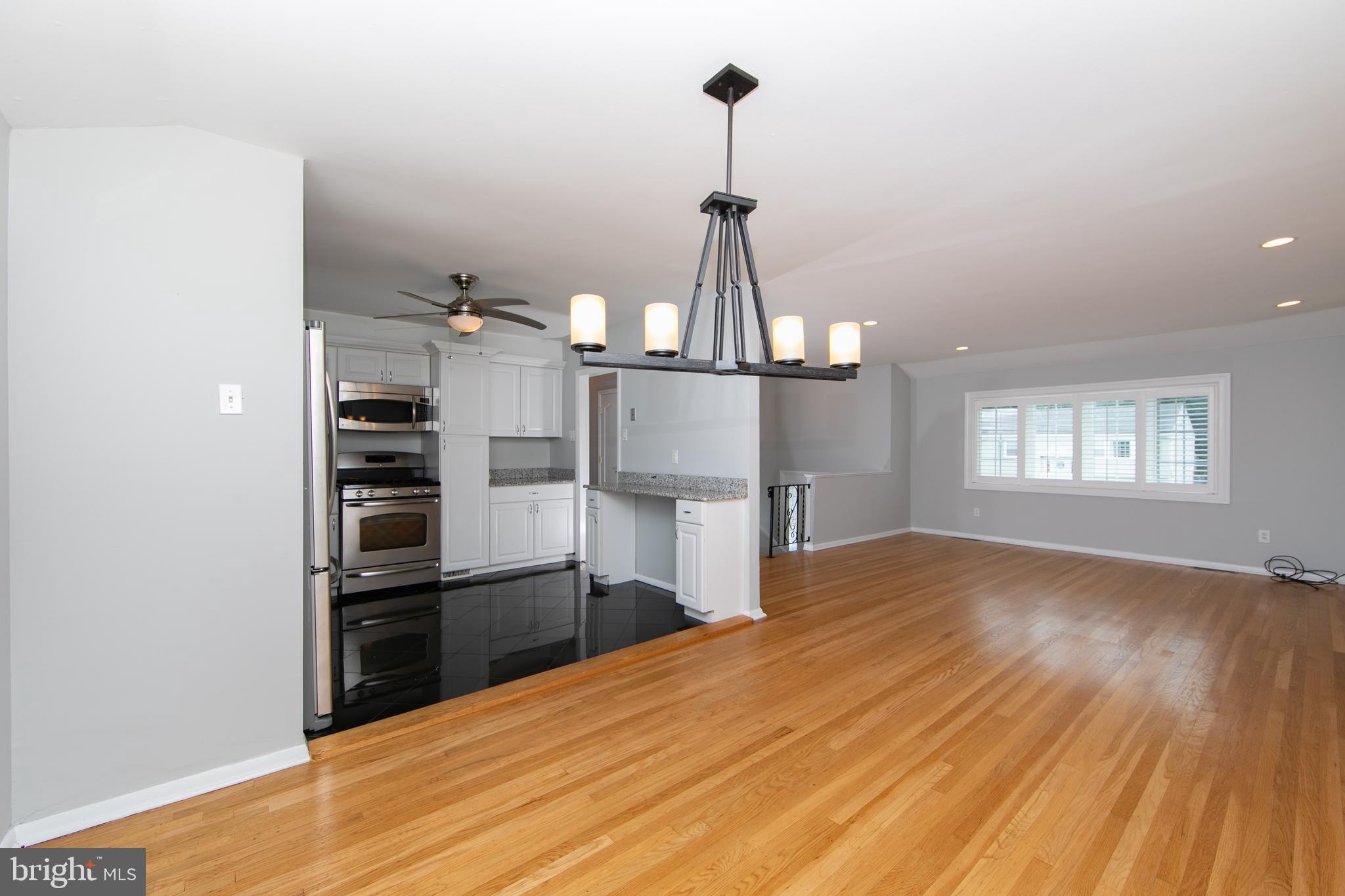 47 Heritage Road Marlton, NJ 08053 - Photo 18 of 43 Dining room