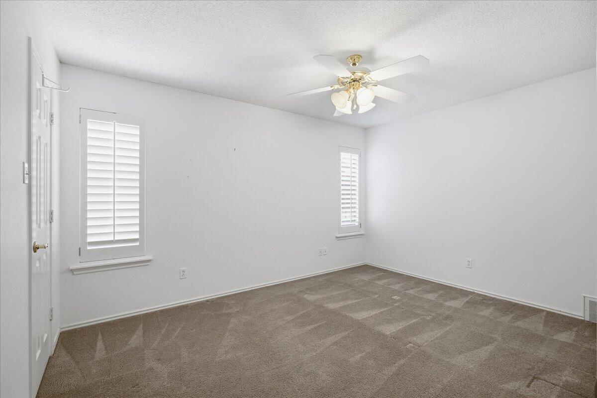 5513 65th Street Lubbock, TX 79424 - Photo 22 of 32 24-5513_65th_St_024