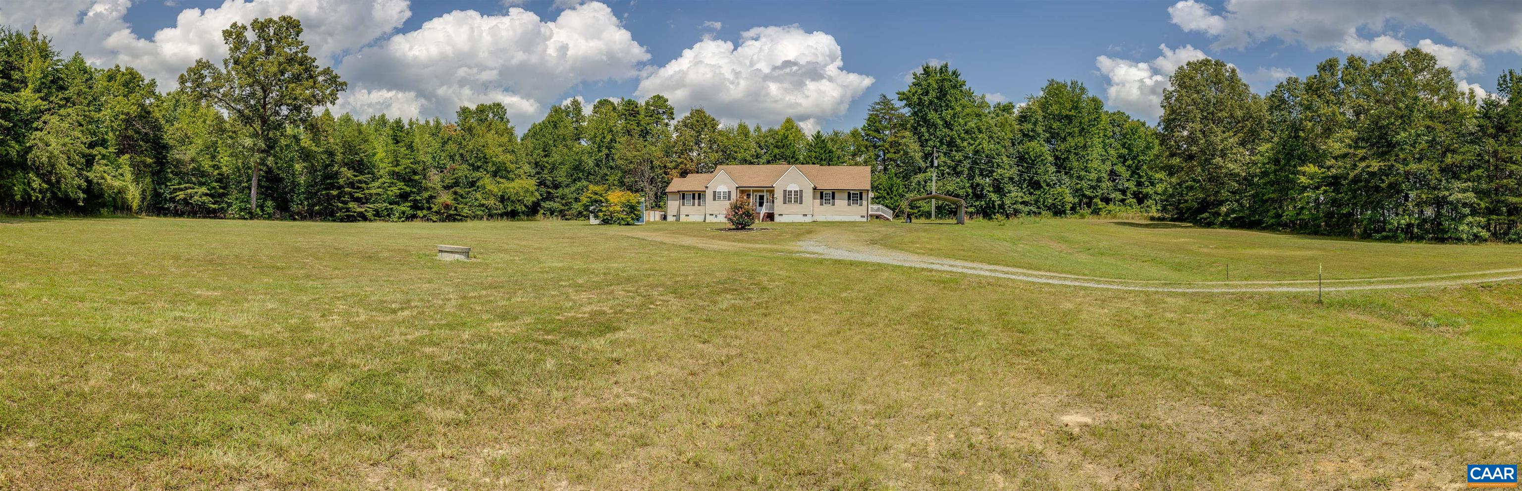7839 Venable Road Kents Store, VA 23084 - Photo 51 of 51 a view of a indoor basketball court
