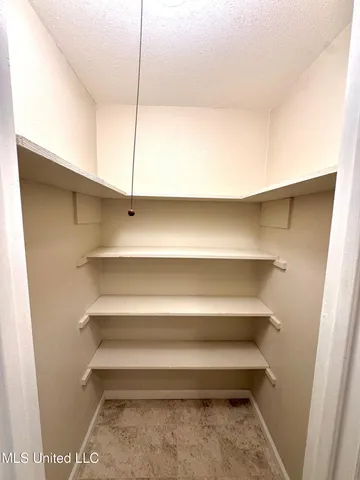 $285,995 | 304 Fairview Drive, Biloxi, MS 39531