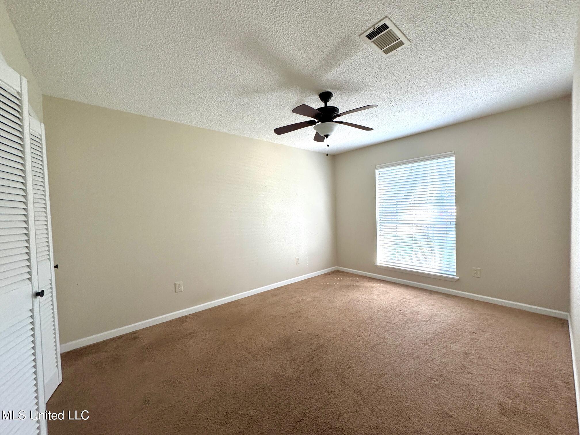 304 Fairview Drive Biloxi, MS 39531 - Photo 18 of 32 IMG_1467