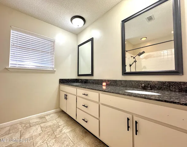 $285,995 | 304 Fairview Drive, Biloxi, MS 39531