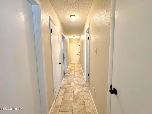 $285,995 | 304 Fairview Drive, Biloxi, MS 39531