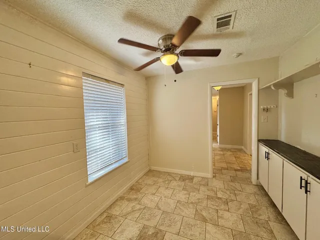 $285,995 | 304 Fairview Drive, Biloxi, MS 39531