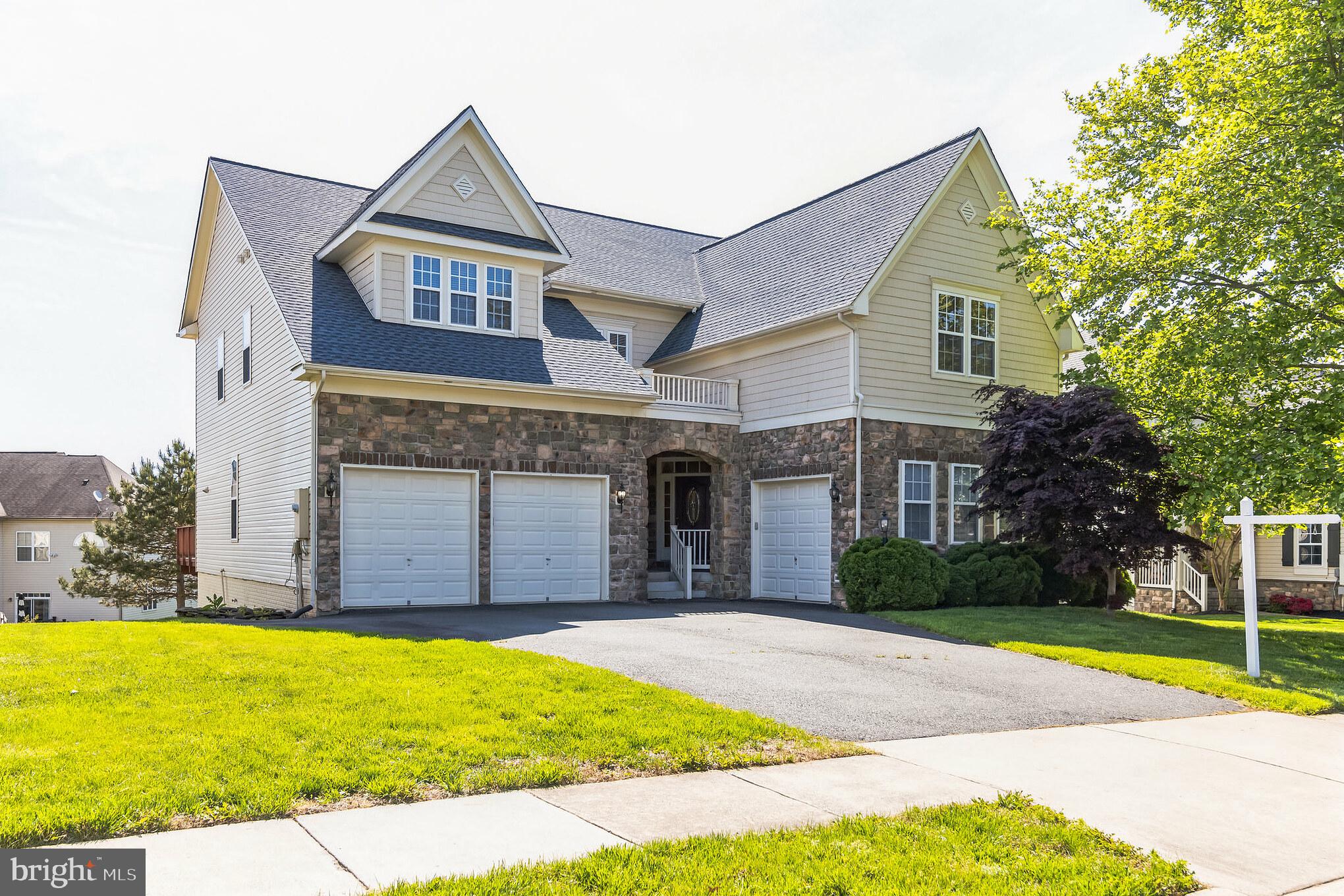 9019 Raging Water Drive Bristow, VA 20136 - Photo 2 of 28