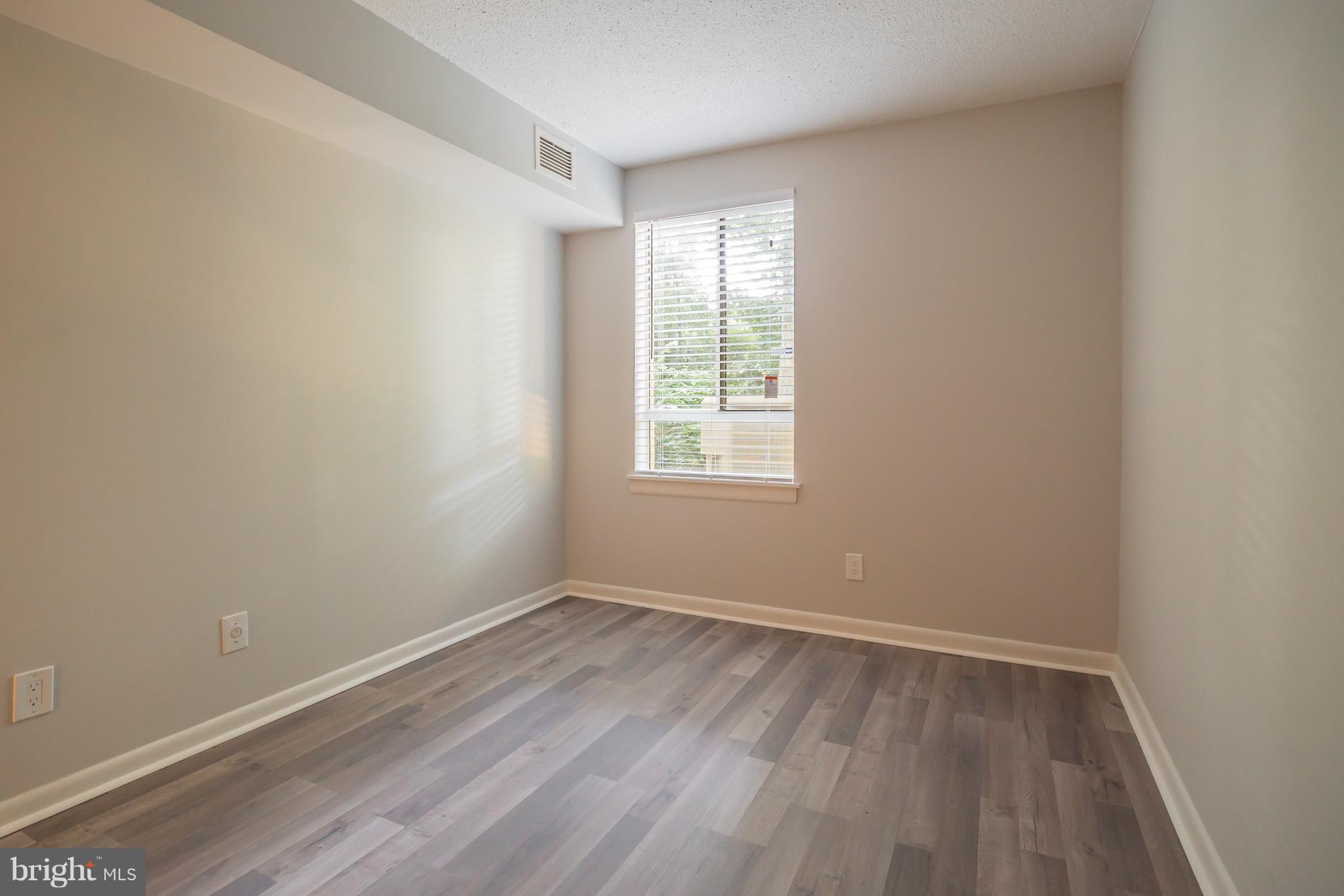 2249 Castle Rock Square, Unit 2B Reston, VA 20191 - Photo 24 of 26 Bedroom