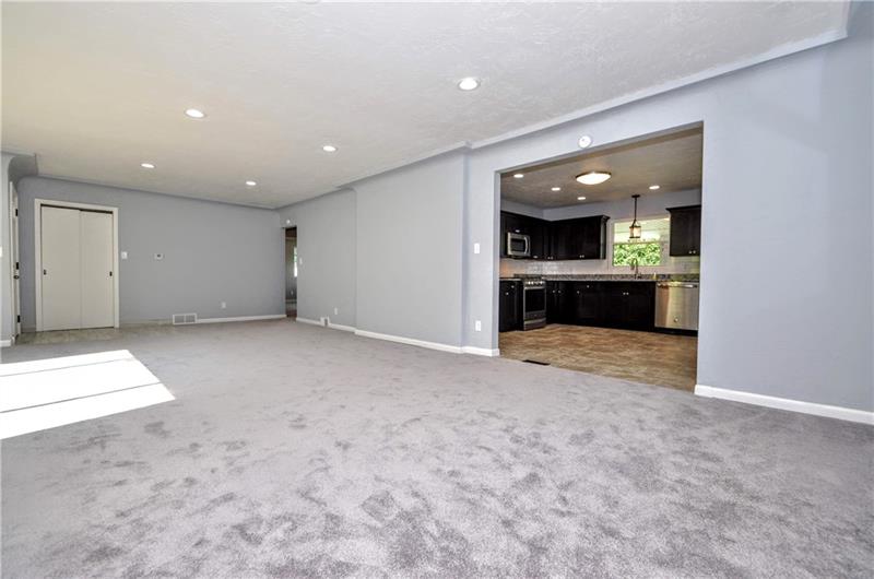 4 Blythe Road Charleroi, PA 15022 - Photo 7 of 23 Gallery Image 7