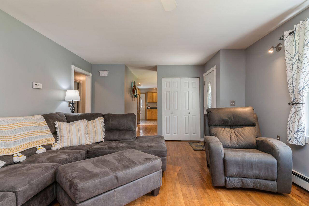 577 Hollis Road Biddeford, ME 04005 - Photo 17 of 55 41_577HollisRd_2042_HiRes